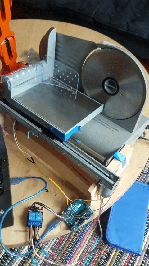 slicer tray slides with relay
